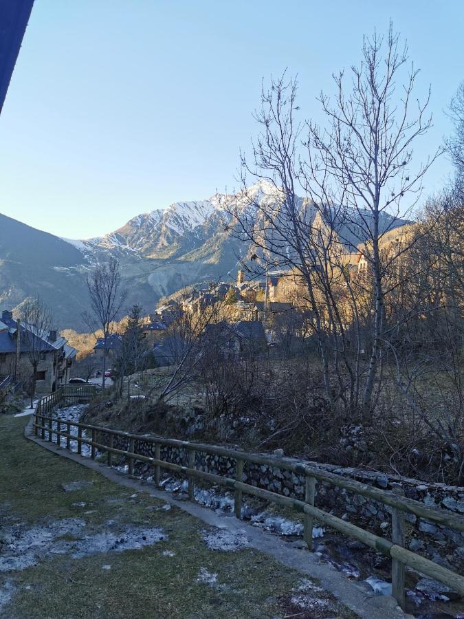 Duplex Con Terraza Y Vistas Panoramicas En Tauell Apartment Luaran gambar